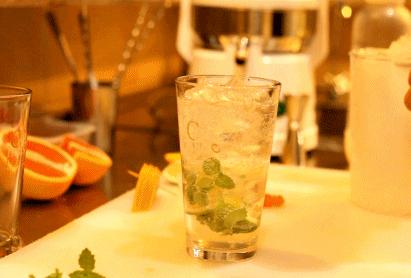 产妇计量型卫生巾多久换一个,经期多长时间换一次卫生巾正常