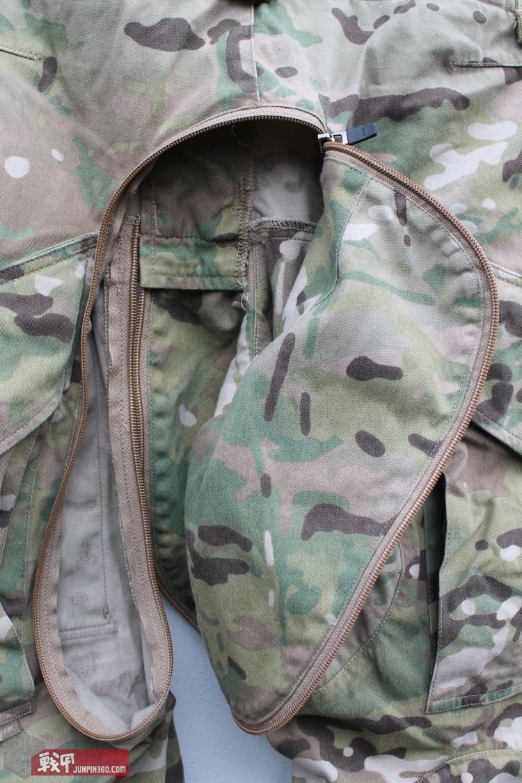 传奇的开端——CPGEN1战斗服套装