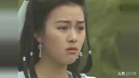 89版梁朝伟版《侠客行》那是在小学的暑假！发着烧一天看三集！