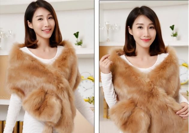 40多岁戴什么颜色的围巾显年轻,30岁的女人适合佩戴什么围巾