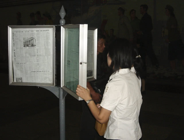 朝鲜上大学的人不多，但识字率非常高