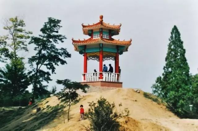 经纬厂小上海,榆次小王国