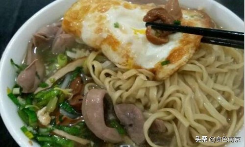 南京面条三鲜面,南京正宗的镇江锅盖面