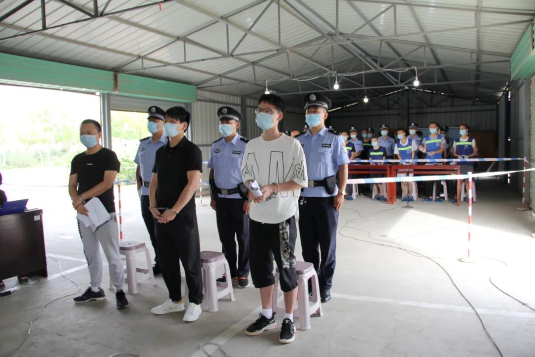 肃州区人民法院审理诈骗案进展,肃州区法院范秀娟案件开庭现场