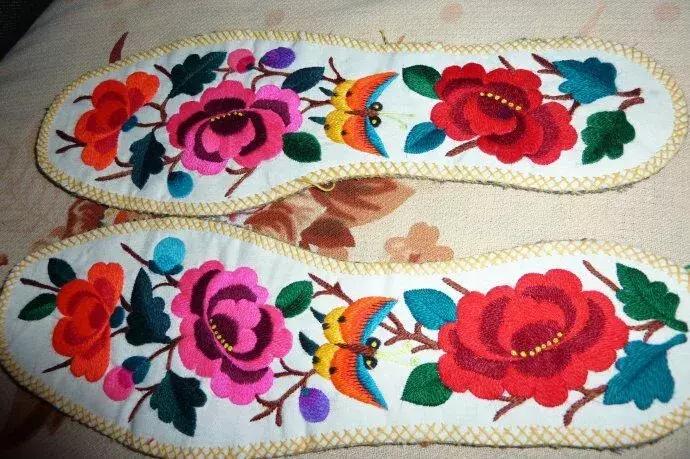 纯手工鞋垫又好学又简单又好看,简单的一针一线纯手工的鞋垫