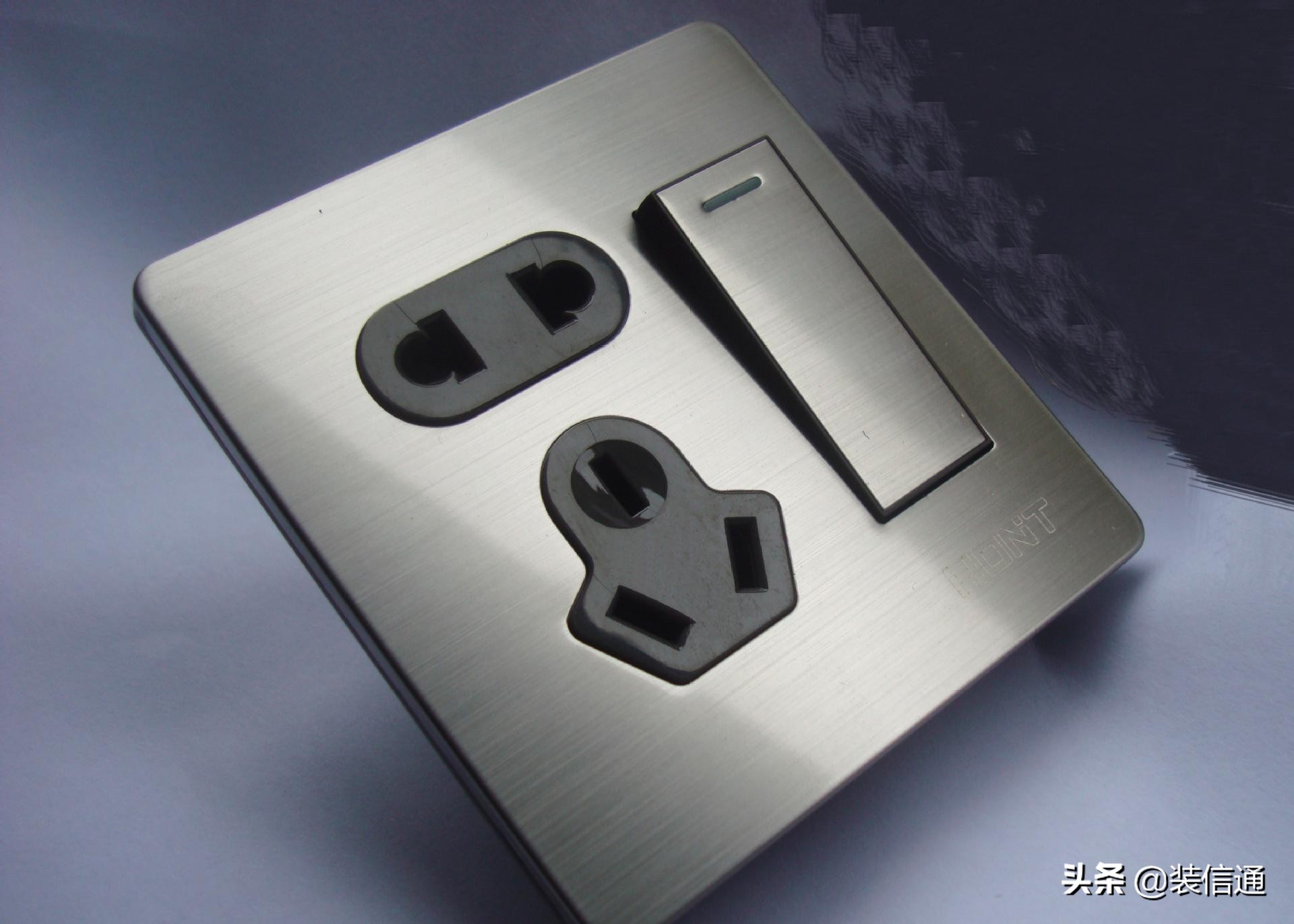 插座松了卡不住插头怎么办呀,面板插座松了接触不良怎么修