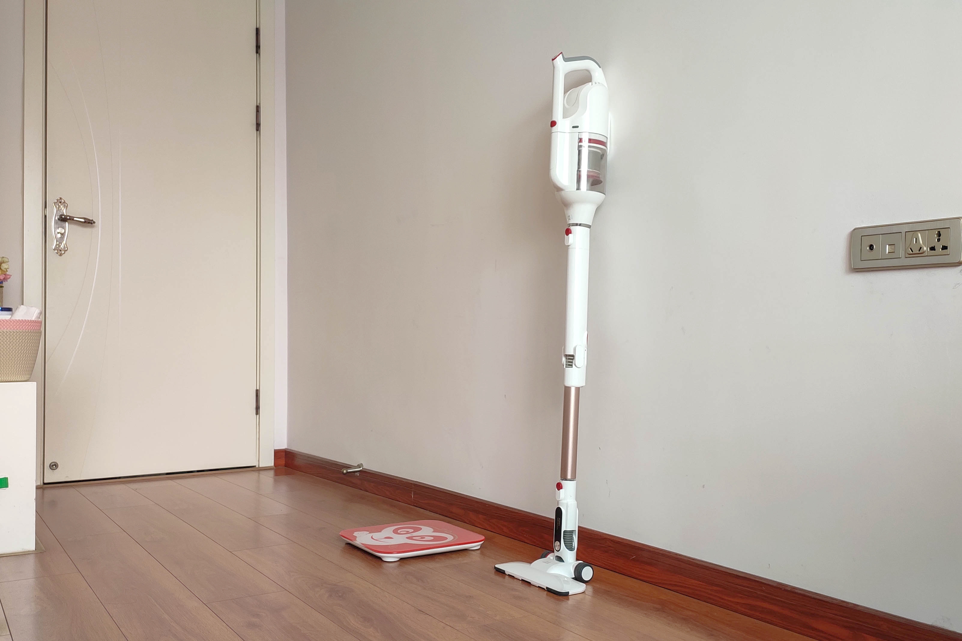 小狗吸尘器t10youth拆解,小狗t12吸拖一体吸尘器真实测评