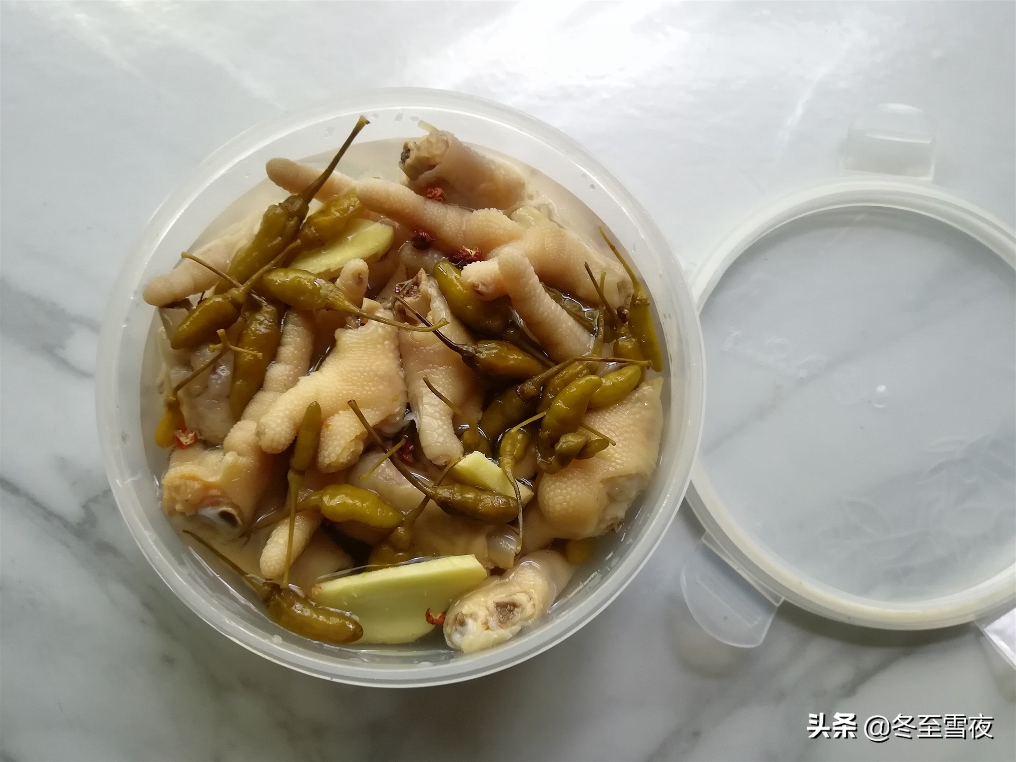 泡椒凤爪的简单做法教程,泡椒凤爪怎么做简单好吃