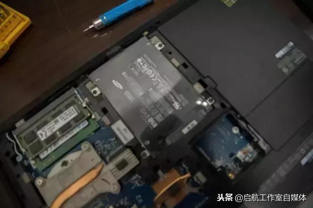 thinkpade430c没有光驱如何加固态,戴尔inspiron14r-5421光驱换固态