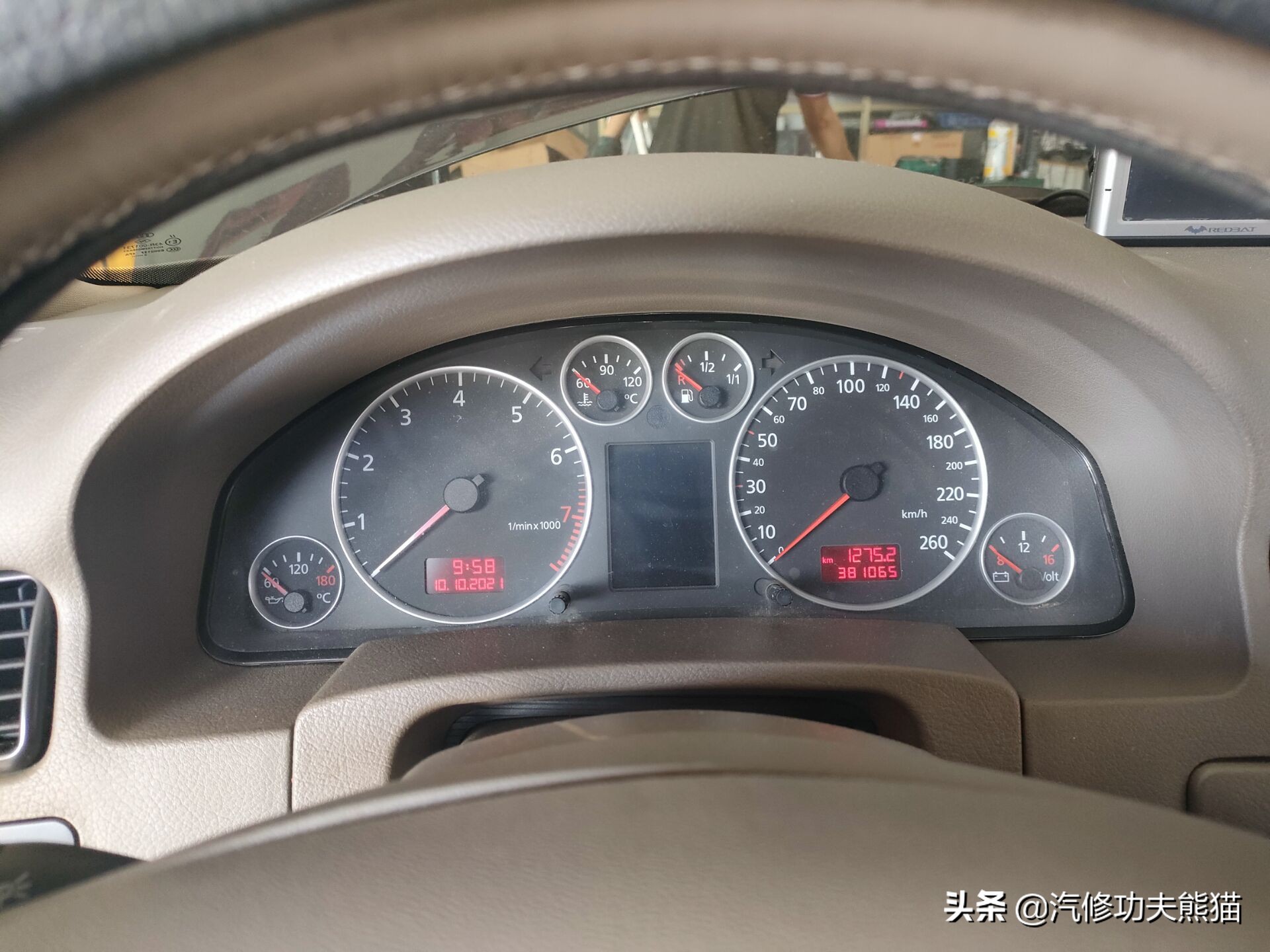 2003年老奥迪a6,2012年奥迪a6经典