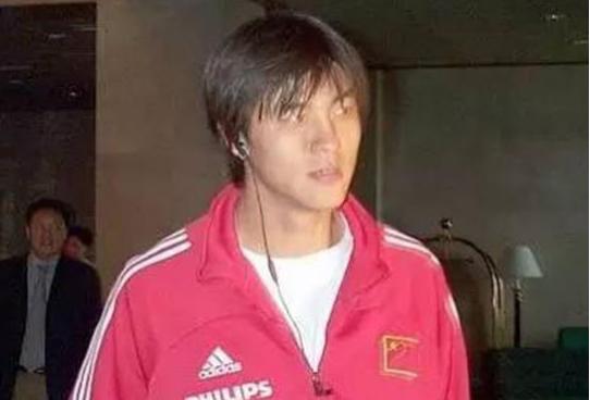 浩南哥郑伊健帅气,浩南哥郑伊健背景