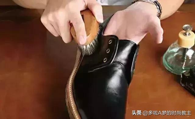 鞋子发霉怎么去除霉印简单又实用,鞋子发霉有味道怎么去除味道