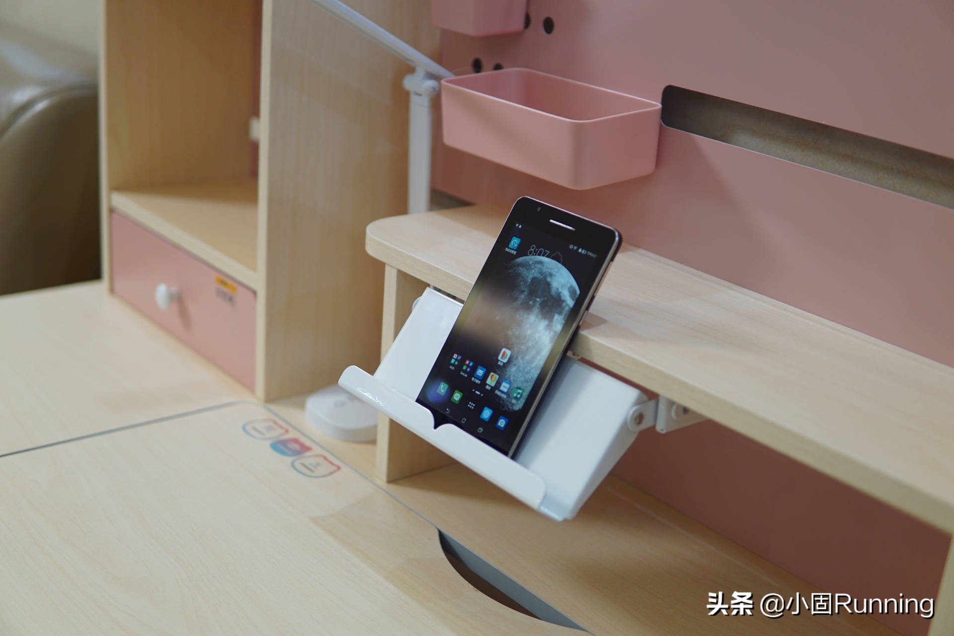 女儿小红花,儿童桌椅学习桌椅1-3岁可以画画