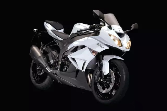 川崎kawasakizx-10r,2004年川崎zx-6r科普