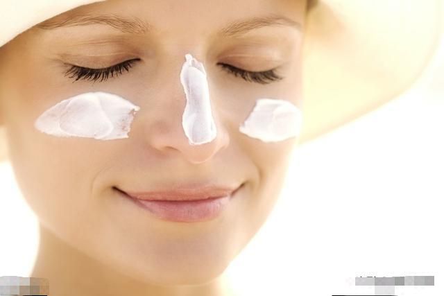 一招解决老年斑的最有效方法,老年斑最简单的解决办法