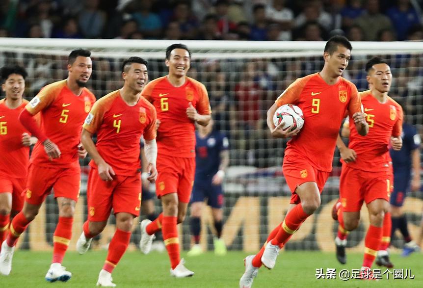 姜还是老的辣高手过招丝毫不慌,国足大胜全靠27岁锋霸的出色表现