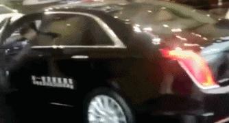 猝不及防一字马搞笑动图,搞笑gif倒立外加一字马