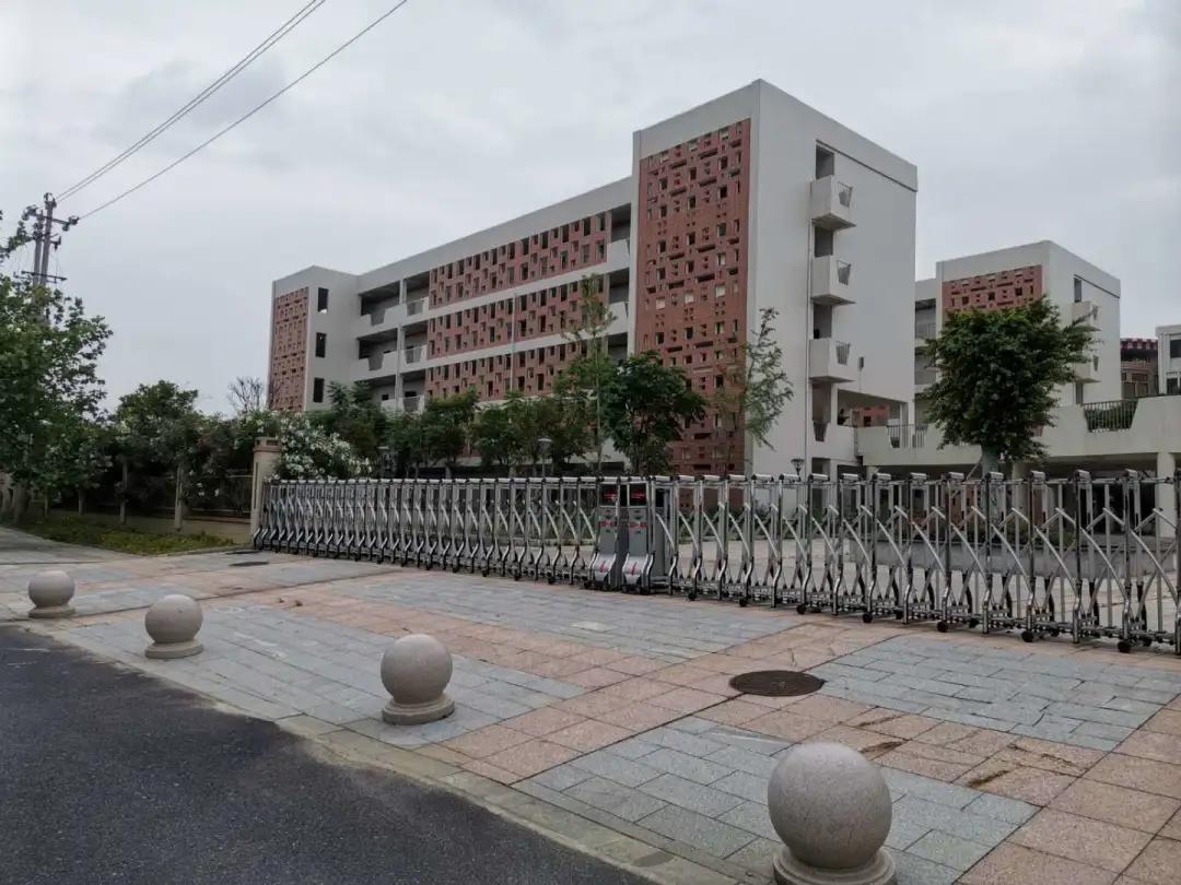 吉安各楼盘附近学校,吉安8中分校学区房