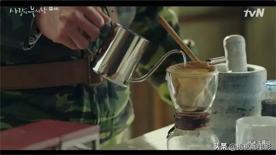 连朋友老妈都超上瘾的高甜剧《爱的迫降》,情人节就选择她吧