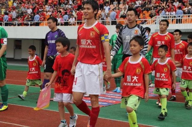 恒大足球老队员,恒大退役总结视频