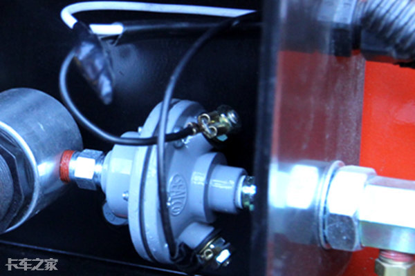 胎压监测能自动给轮胎充气吗,轮胎胎压怎样自己动手放气