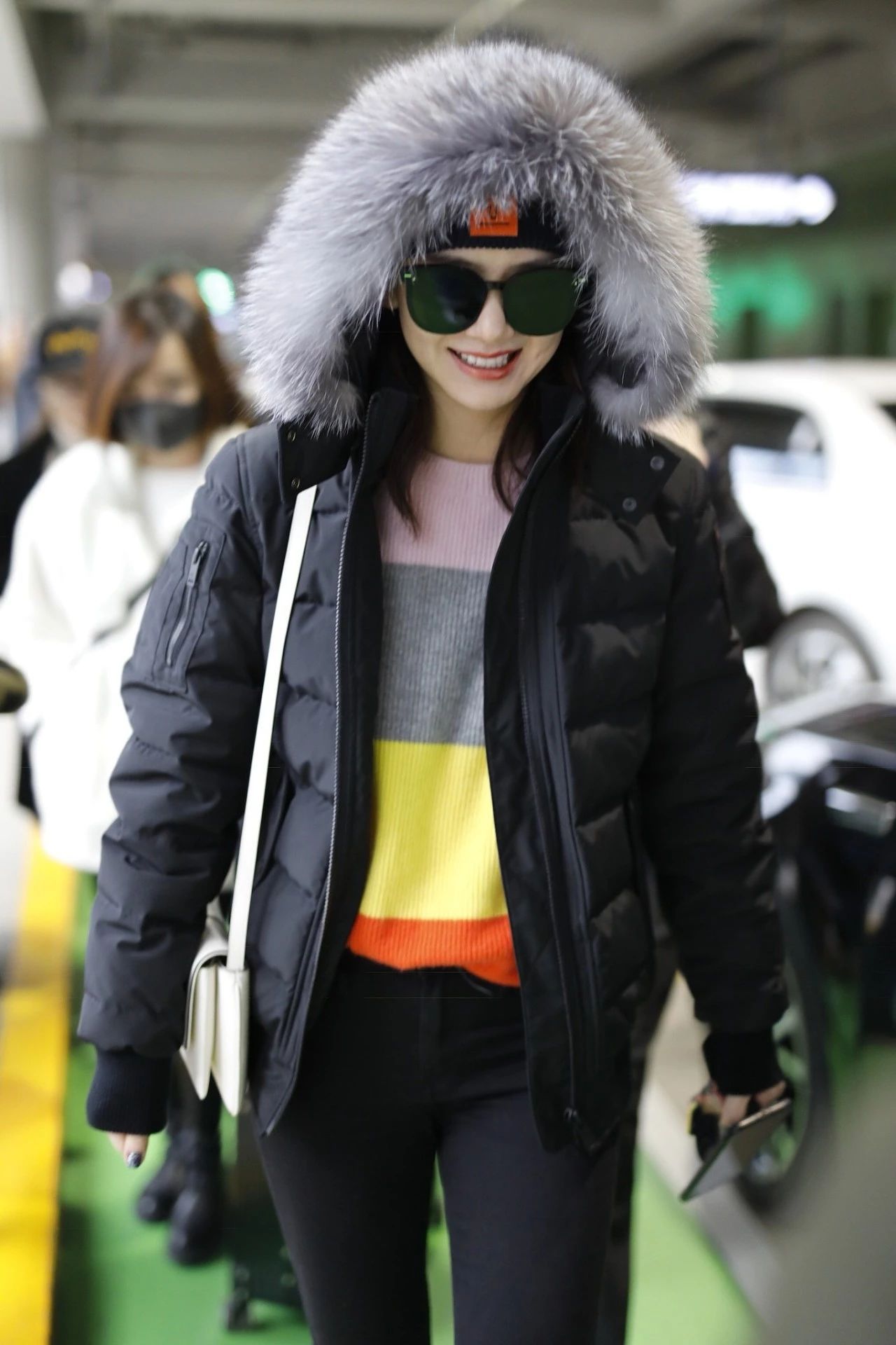 150斤面包服显瘦,面包服加直筒裤