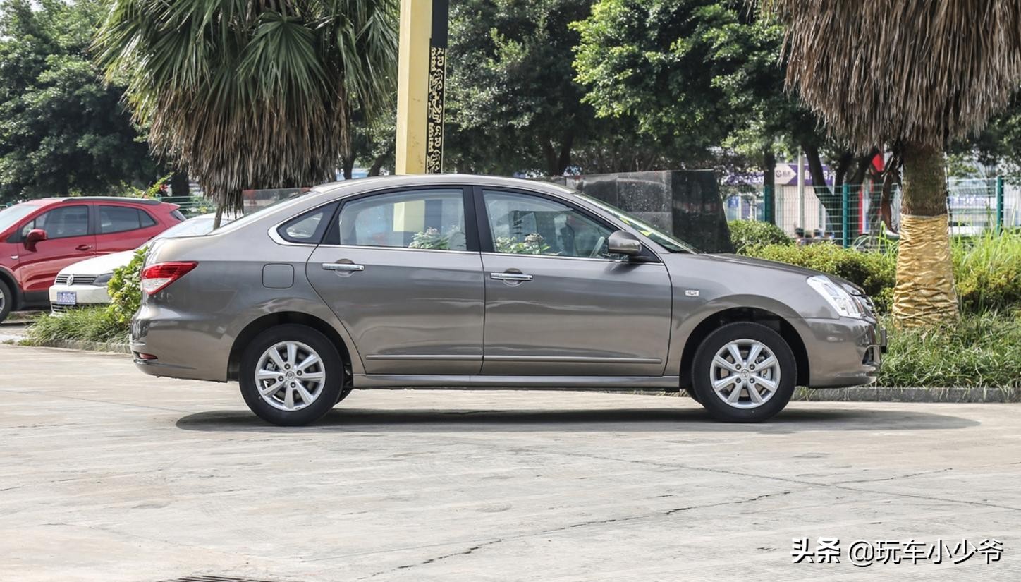 2019新轩逸和经典轩逸车型图片,新一代轩逸上市2019款轩逸降价