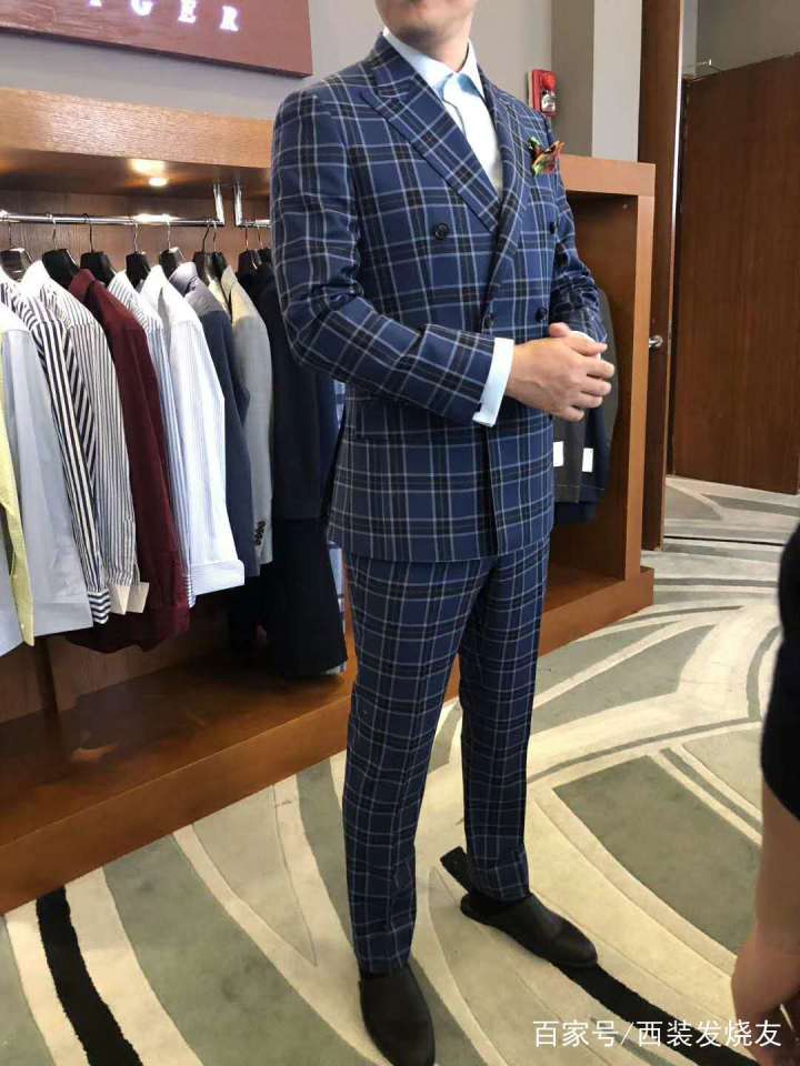 苏州哪里定制女式西装,苏州婚礼西装定制销售厂家