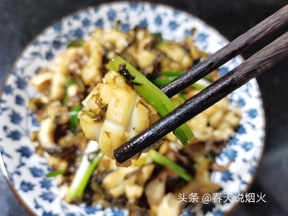 墨鱼炒什么配菜好吃又简单,墨鱼炒什么菜最好吃