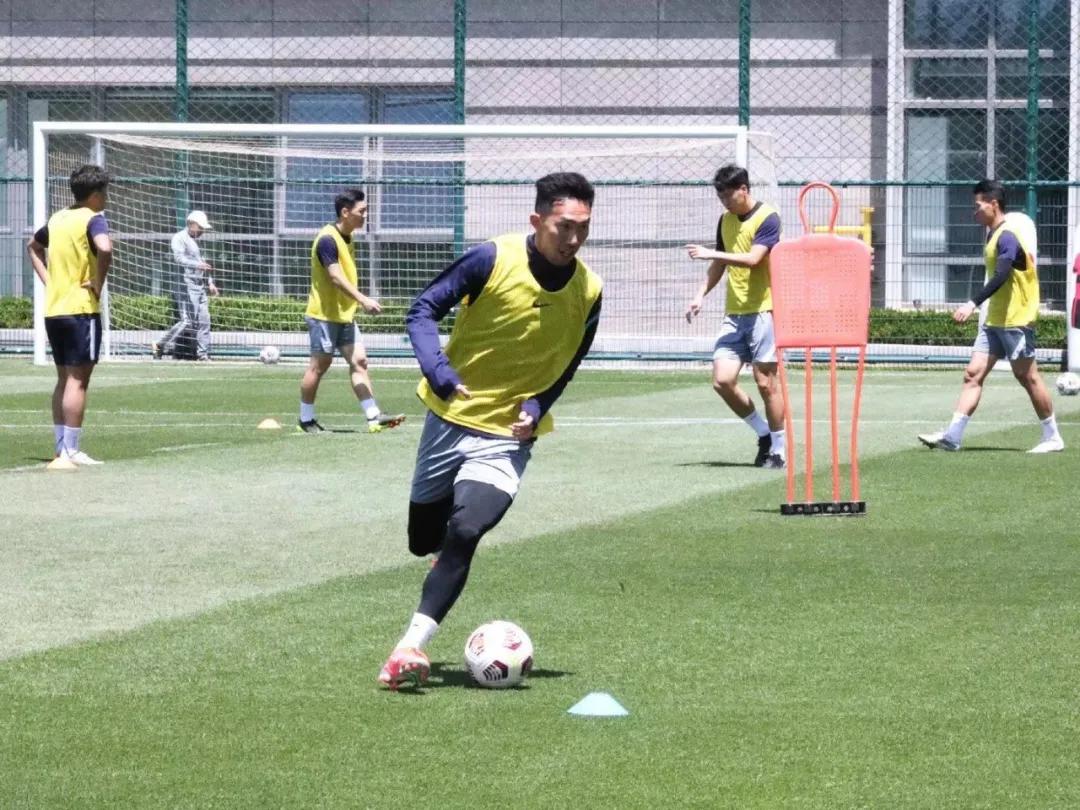 大连人队重返中超,大连集结