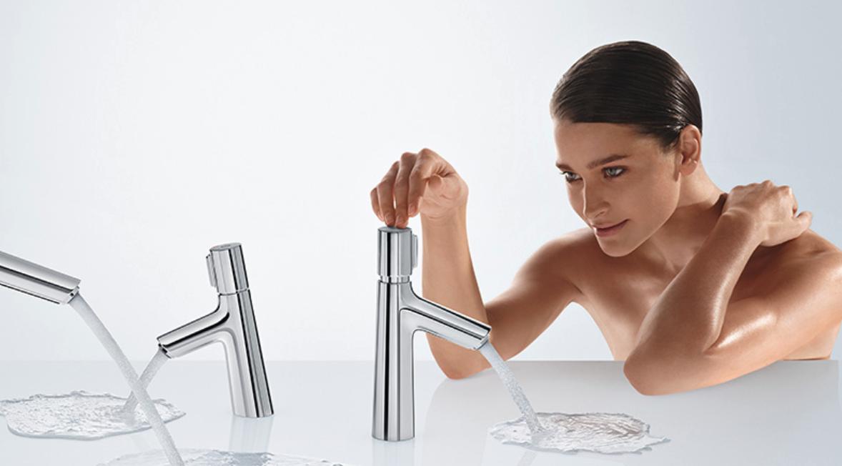 卫浴柜和浴缸哪个好用一些,卫浴选购