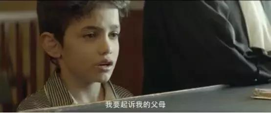 女孩深夜被暴打28次，当街扒衣拖行：孩子，你不必那么善良