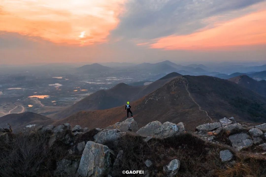 南京汤山哪里可以玩皮划艇,汤山矿坑公园三叠湖皮划艇