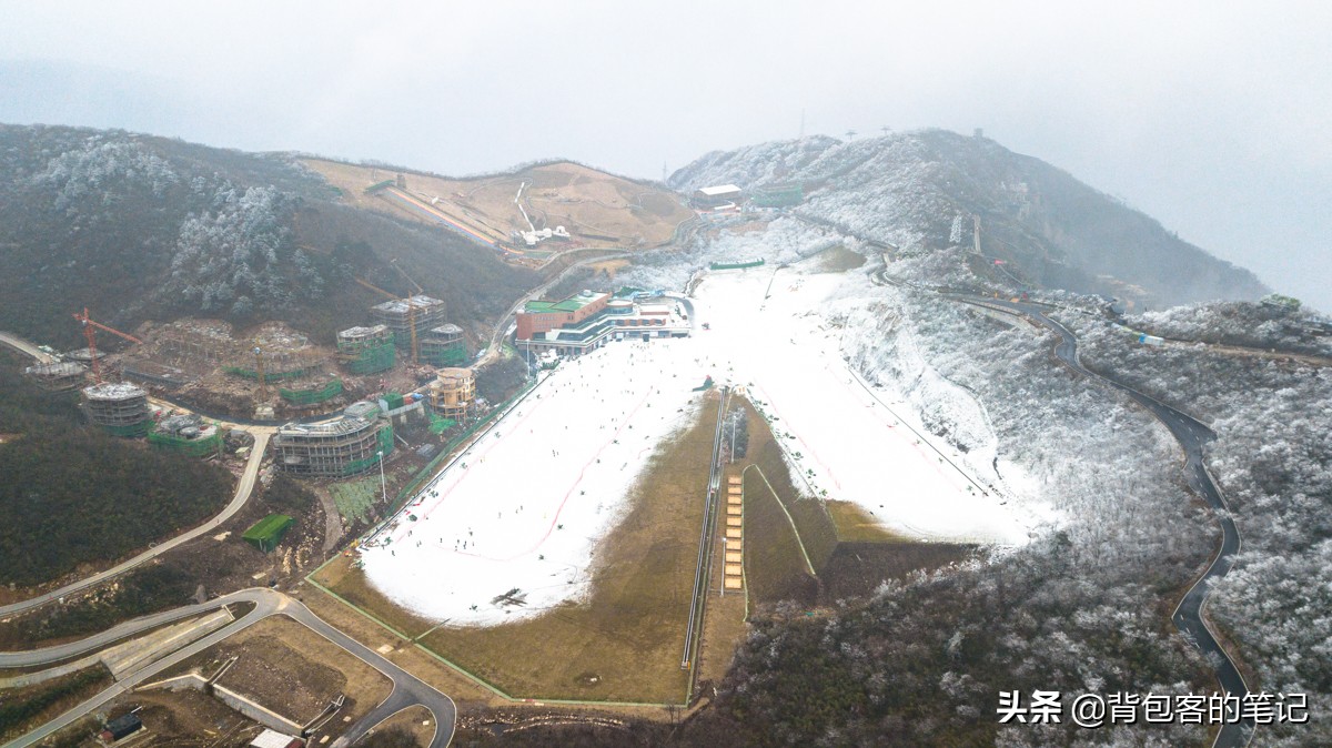 安吉云上草原滑雪真实照片,安吉云上草原滑雪场有多少度