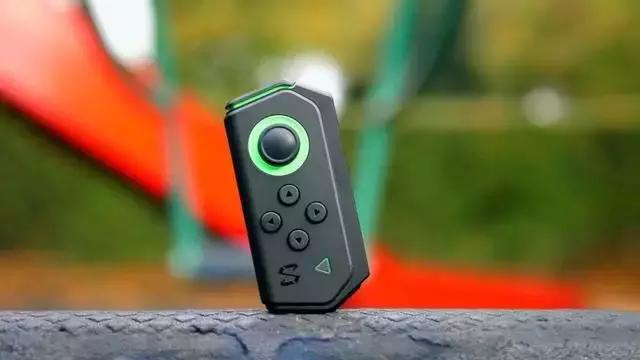 黑鲨携手斗鱼嘉年华开启游戏战场,玩家决战黑鲨壕礼