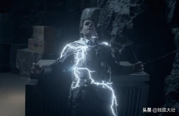 无限地球危机复活绿箭侠,无限地球危机闪电侠怎么消失了