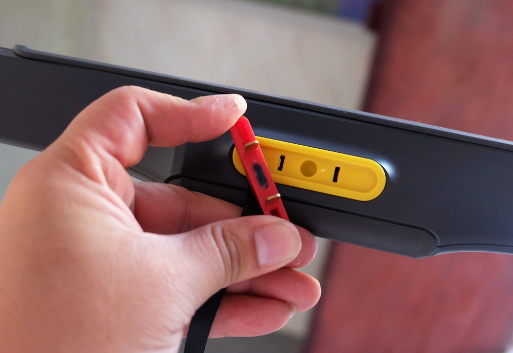 金史密斯r1和r2跑步机哪个好,金史密斯r1跑步机能折叠多少次