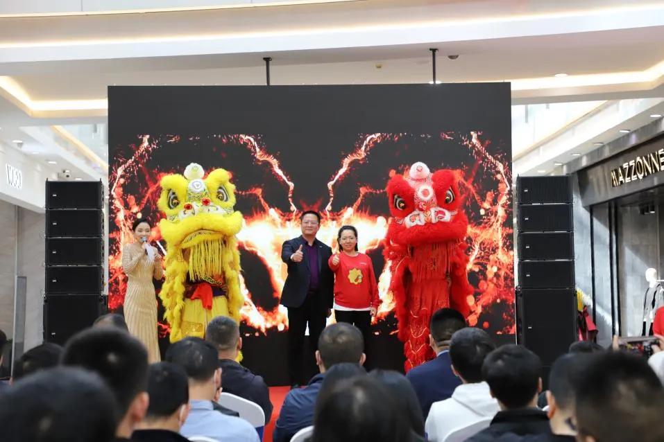 鄞州万达苏宁易购重装升级倒计时,鄞州万达广场活动现场视频