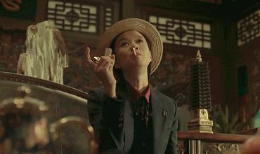 盘点影视中女明星迷人的抽烟镜头,张曼玉经典抽烟镜头