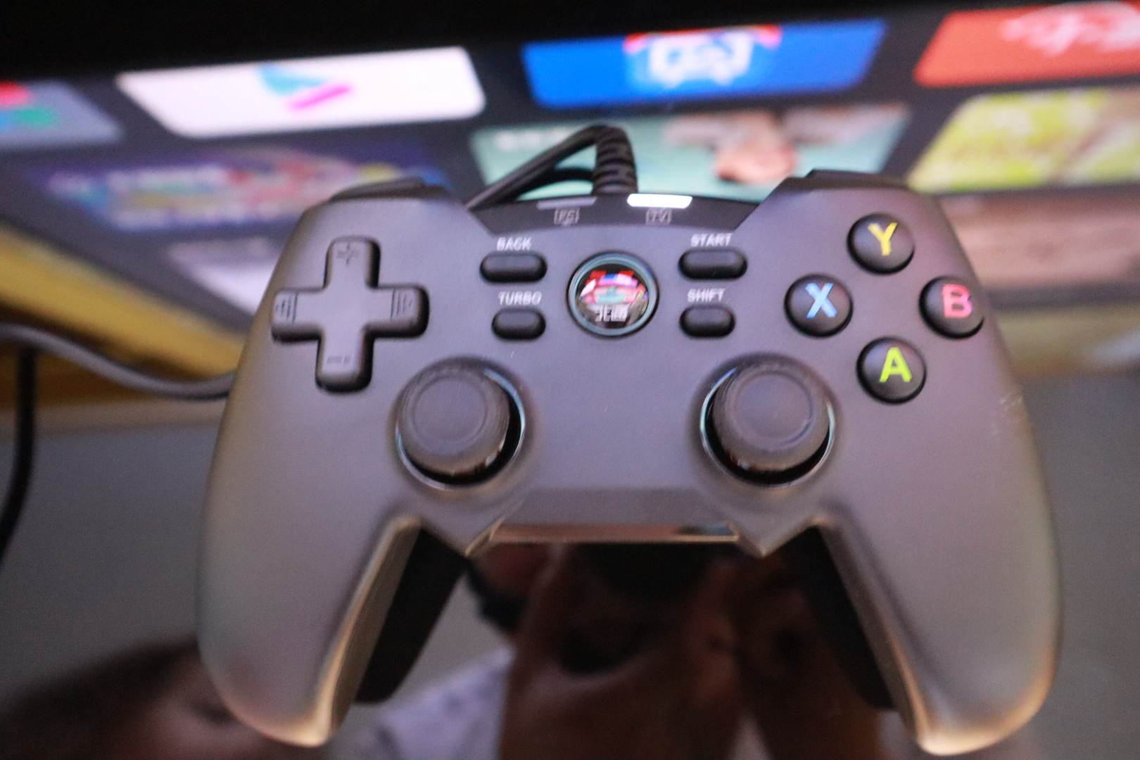 性价比最高的游戏手柄测评,不到50块钱云游戏手柄