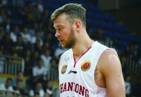 山东cba莫泰,cba外援莫泰回国