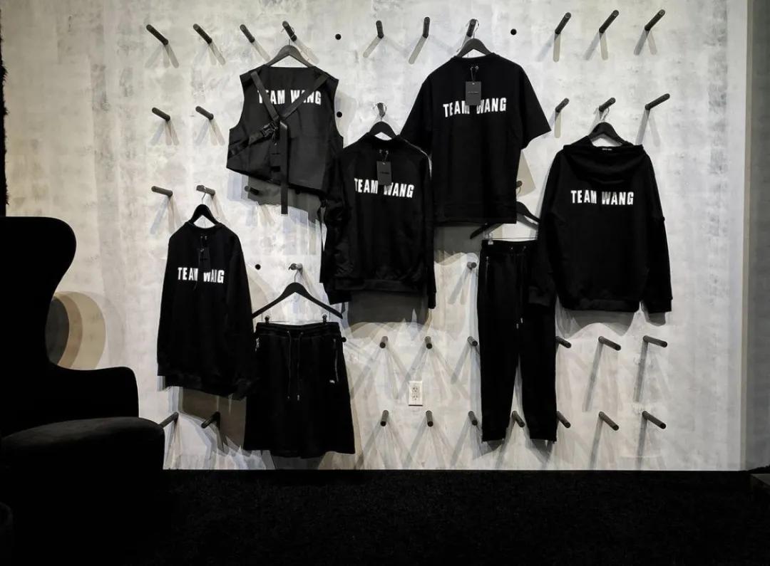 王嘉尔代言小众品牌,王嘉尔代言的品牌fendi小众