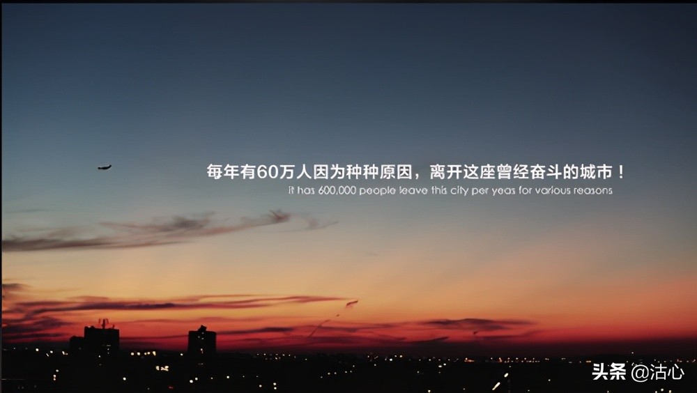 回头看我们都已不是曾经的模样,回头看我们早已不是当初的模样