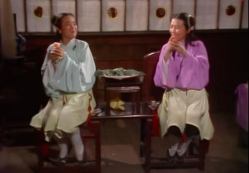 西游记里的人参果真的好吃吗,西游记人参果吃了会怎么样