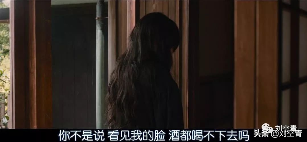 讲述换脸的电视剧,电影解说女人整容时的场景