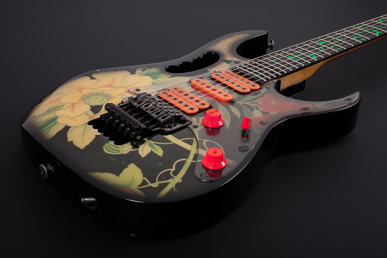 2016年停产的吉他,2024年最新款吉他