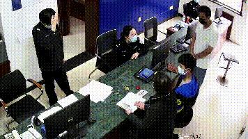 家长别大意孩子的这些行为很危险,家长警惕这些人专挑小朋友下手