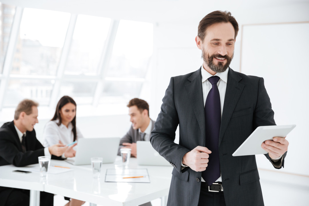 管理者要做到四个合格,管理者做到8点