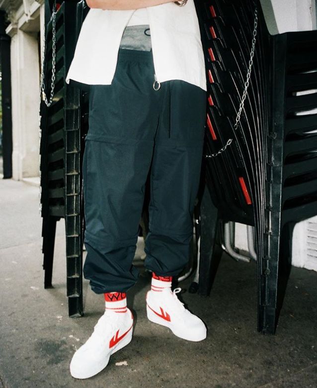 回力鞋哪一款最经典,真正的回力鞋多少一双