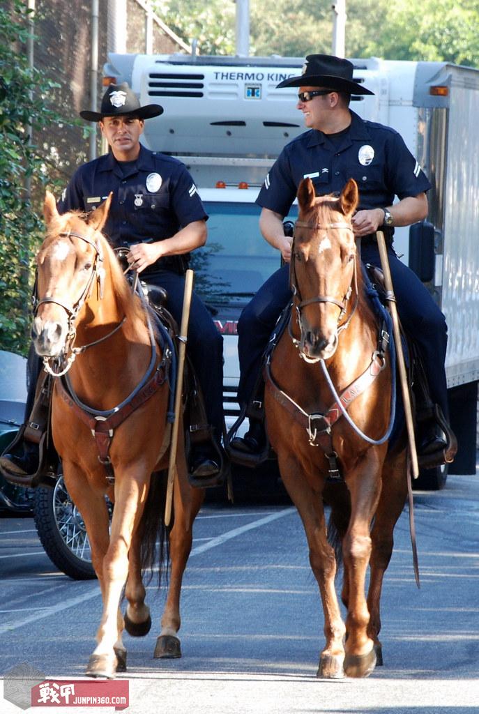 战甲讲堂:棍中不二——全面认识伸缩棍